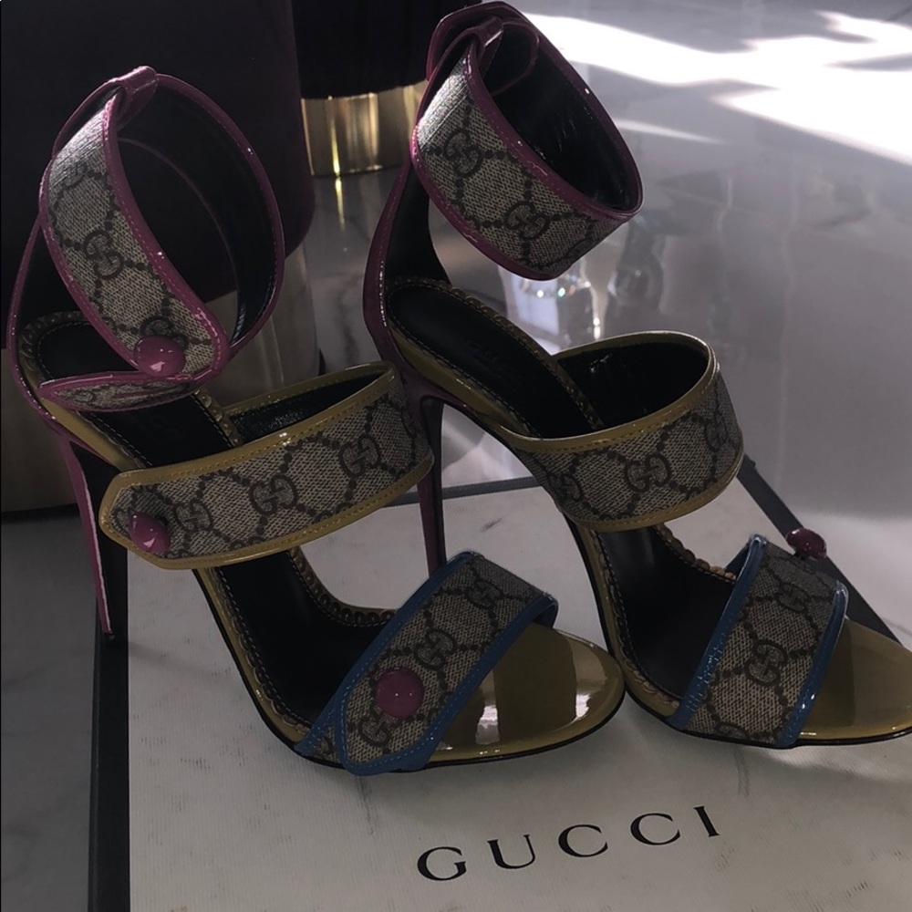 Gucci heels